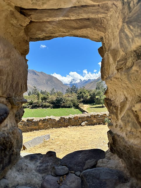 Come riconoscere un vero cammino spirituale: guida pratica nell’era della disinformazione